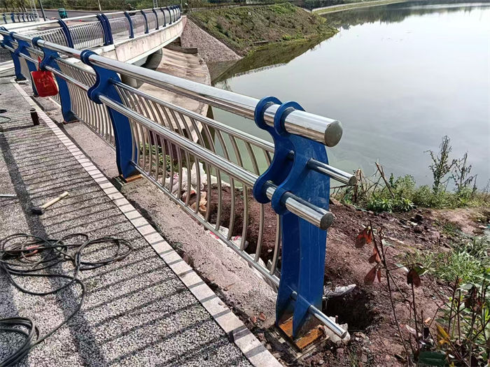 卖河道护栏的当地厂家