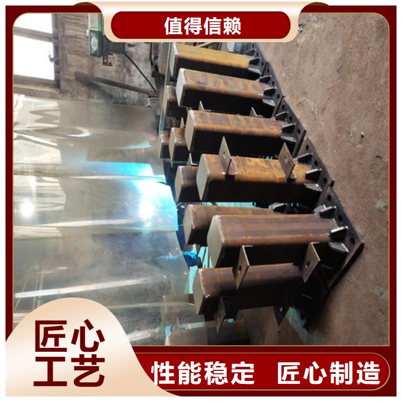 护栏【镀锌波形护栏】专注生产制造多年现货销售
