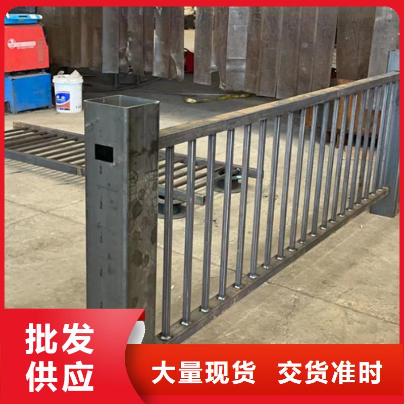 人行道护栏-热镀锌立柱工厂直销诚信经营现货现发
