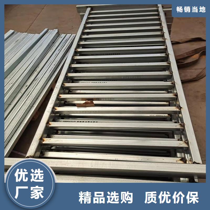 桥梁护栏-钢板立柱工厂采购优选好材铸造好品质