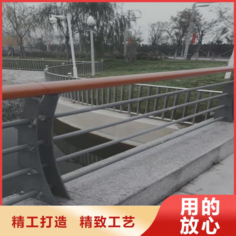 护栏道路隔离护栏厂家拥有先进的设备用心经营