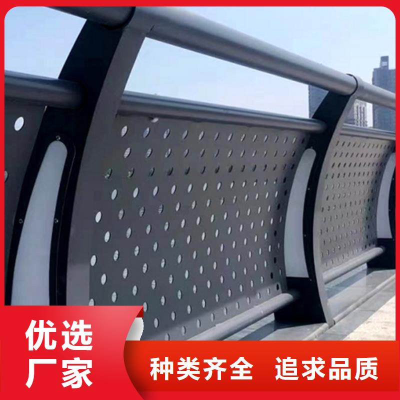 灯光护栏灯光防撞护栏的图文介绍规格齐全