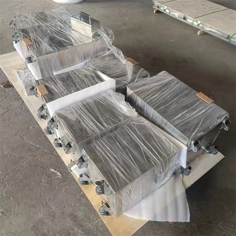 卖辐射废物转运铅箱的经销商