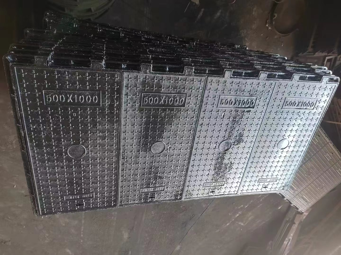 树脂井盖按需定制