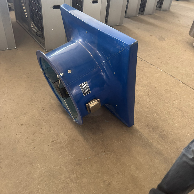 304无动力风帽施工团队