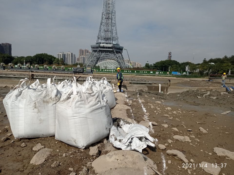 土壤修复景观池蓝藻污染水体处理为您介绍